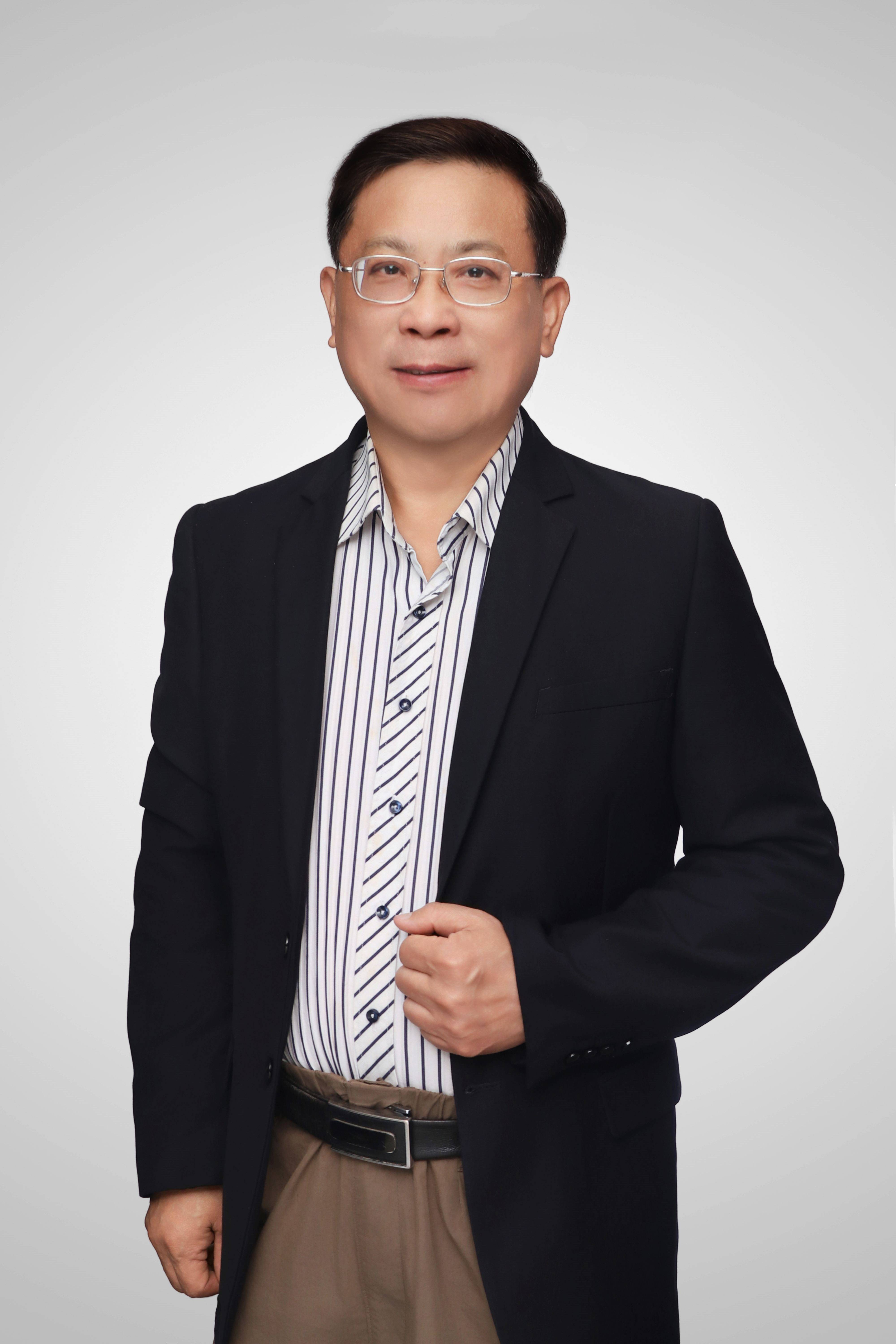 吴礼明 博士 教授 研究员（摄于2026年4月25日）_副本_副本.jpg